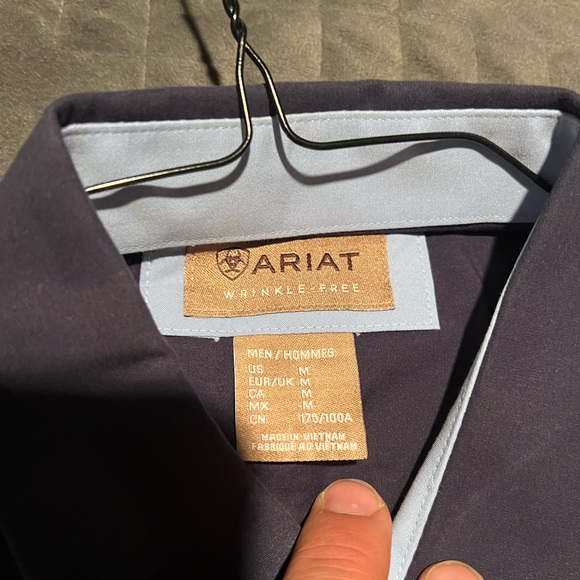 Ariat Button Up - Picture 2 of 2